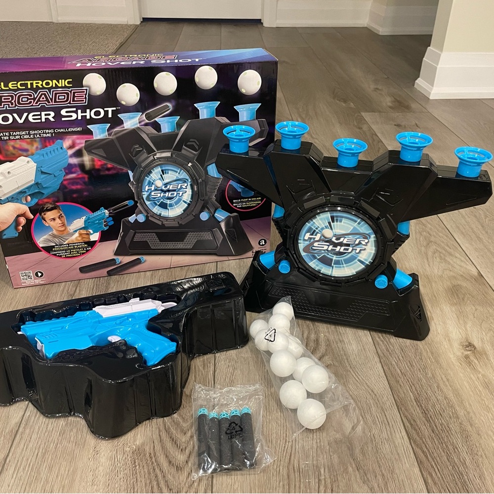 Arcade Black and Blue Action Figure Playset